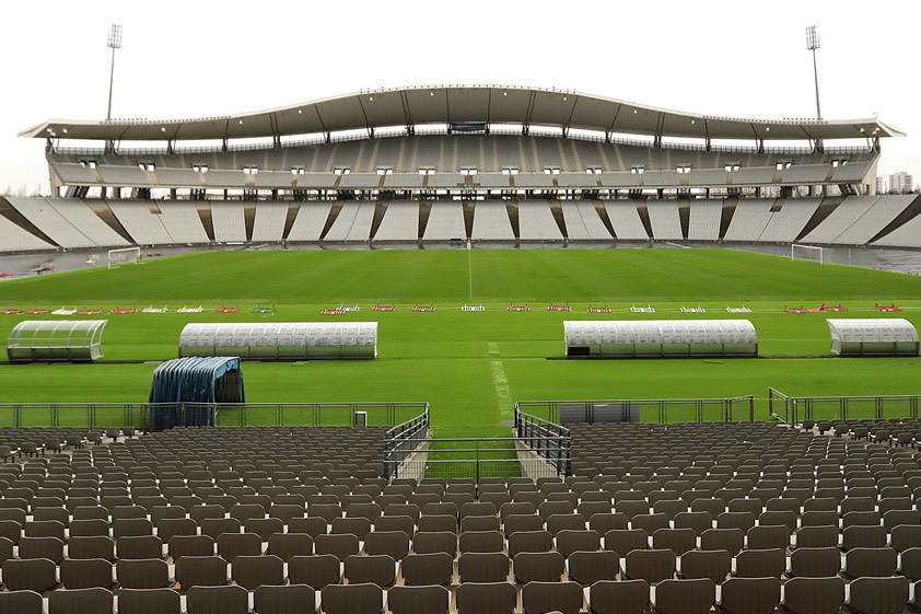 HATKO Hybridgrass installatie in Atatürk Olympisch Stadion is te zien in PANSTADIA.